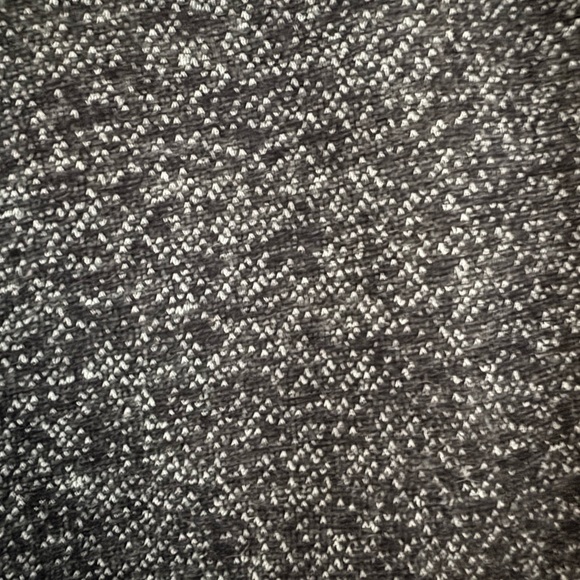 tentree Hoodie - Picture 4 of 8